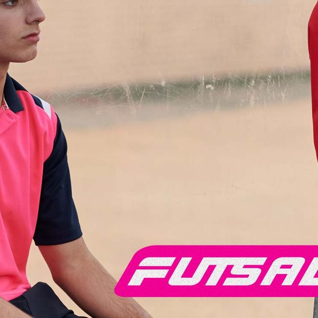 Futsal hombres con chaqueta y camiseta de fútbol 